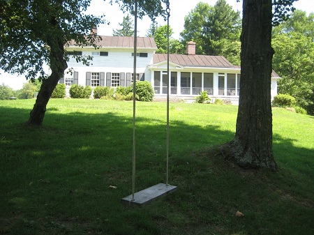 farmhouse-front Farmouse