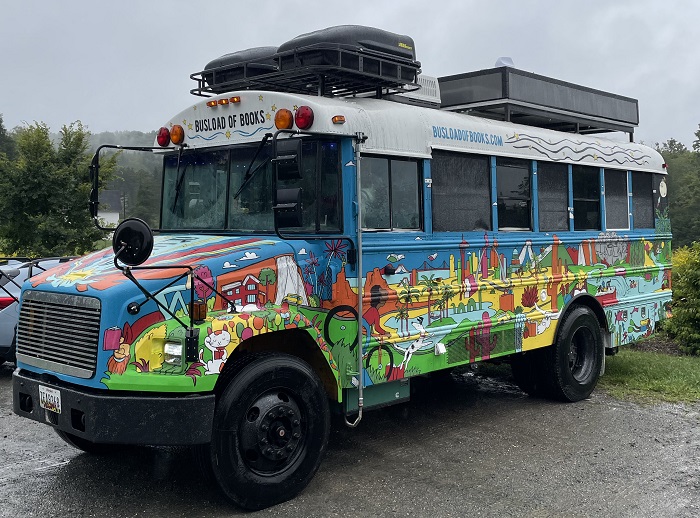 Photo of the book bus