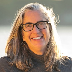 Photo of Jennifer Gennari