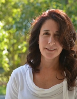 Author photo of Halli Gomez